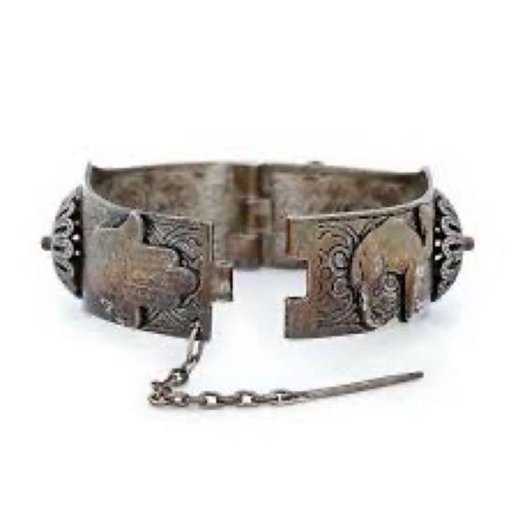Vintage Egyptian Revival 1950s 1960s Silver Toned Cuff Bracelet Camel Hamsa - Picture 1 of 8